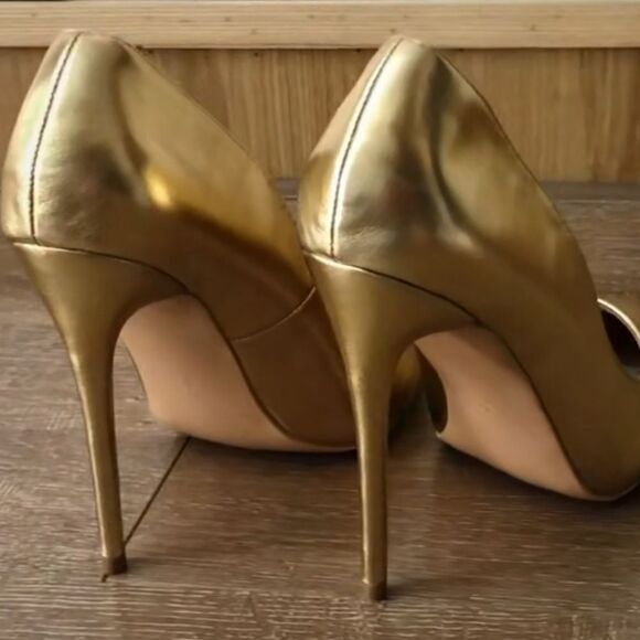 BRAND NEW SIGNATURE WOMEN'S HIGH HEEL STILETTOS PUMP - Picture 16 of 16